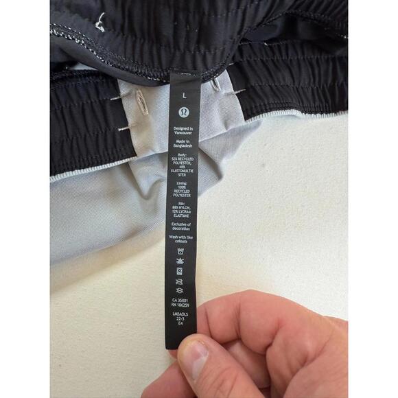 Lululemon  (W/ PULLTAG) ABC Jogger Gray Large Pants Woven Workout Gym Athleisure - Picture 4 of 6